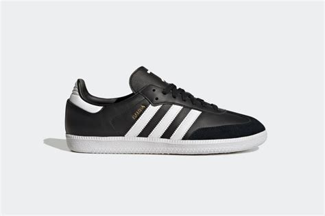 sepatu adidas 1 jutaan